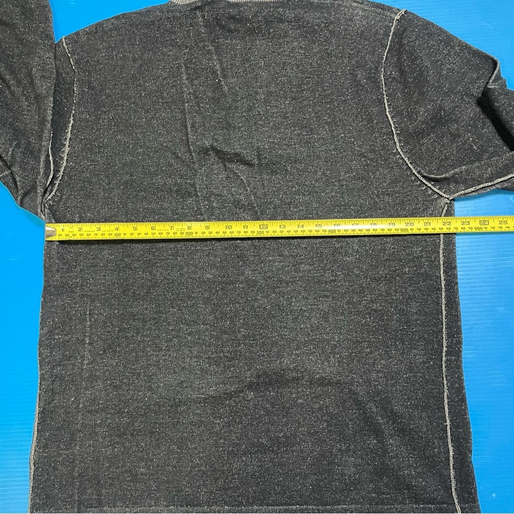 Men's Black Zip-Up‎ Sweater - Picture 5 of 6